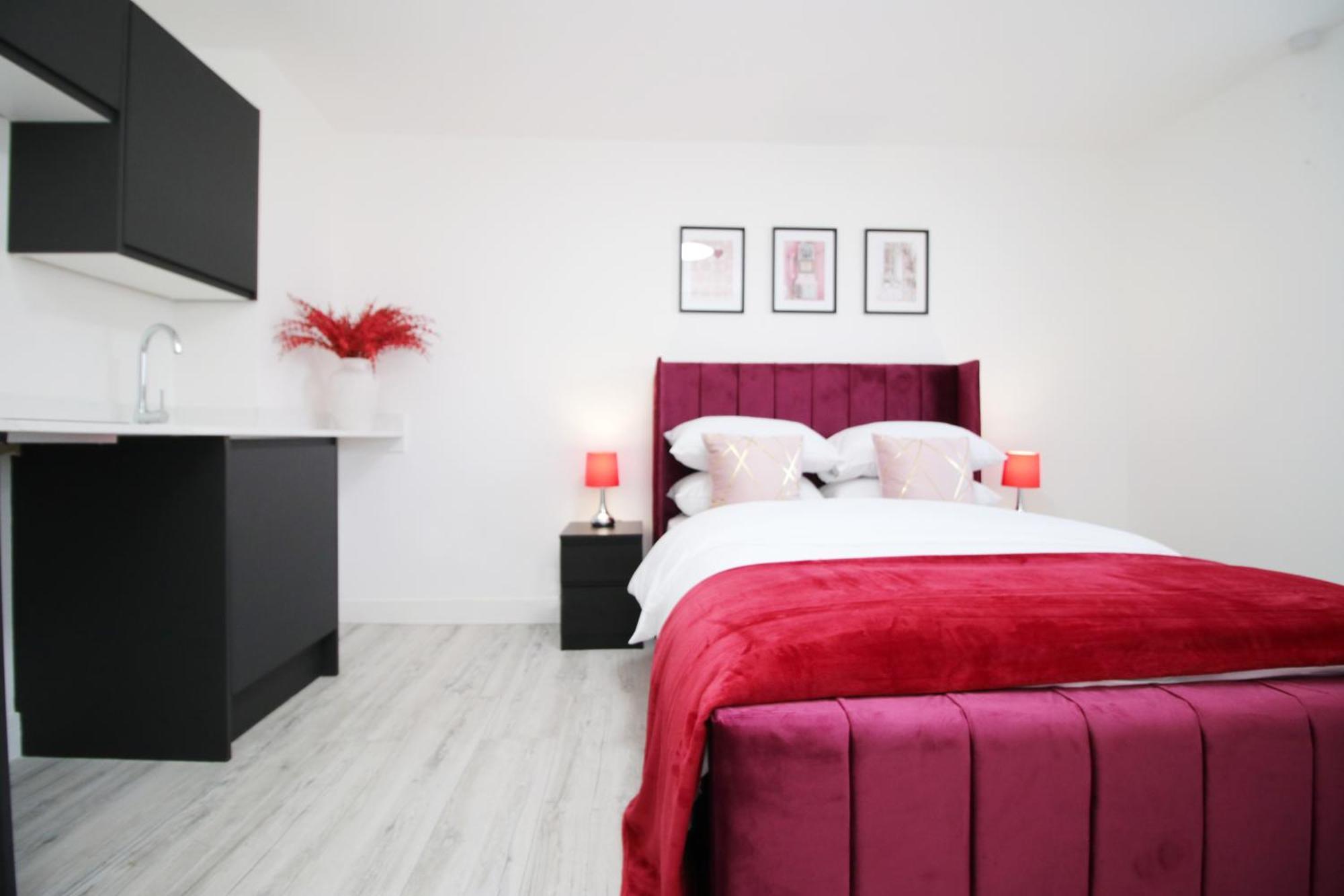 New Cardiff Bloc Exclusive Apartments By Prime Stays - Shops And Parking - Great For Groups And Families Exteriér fotografie