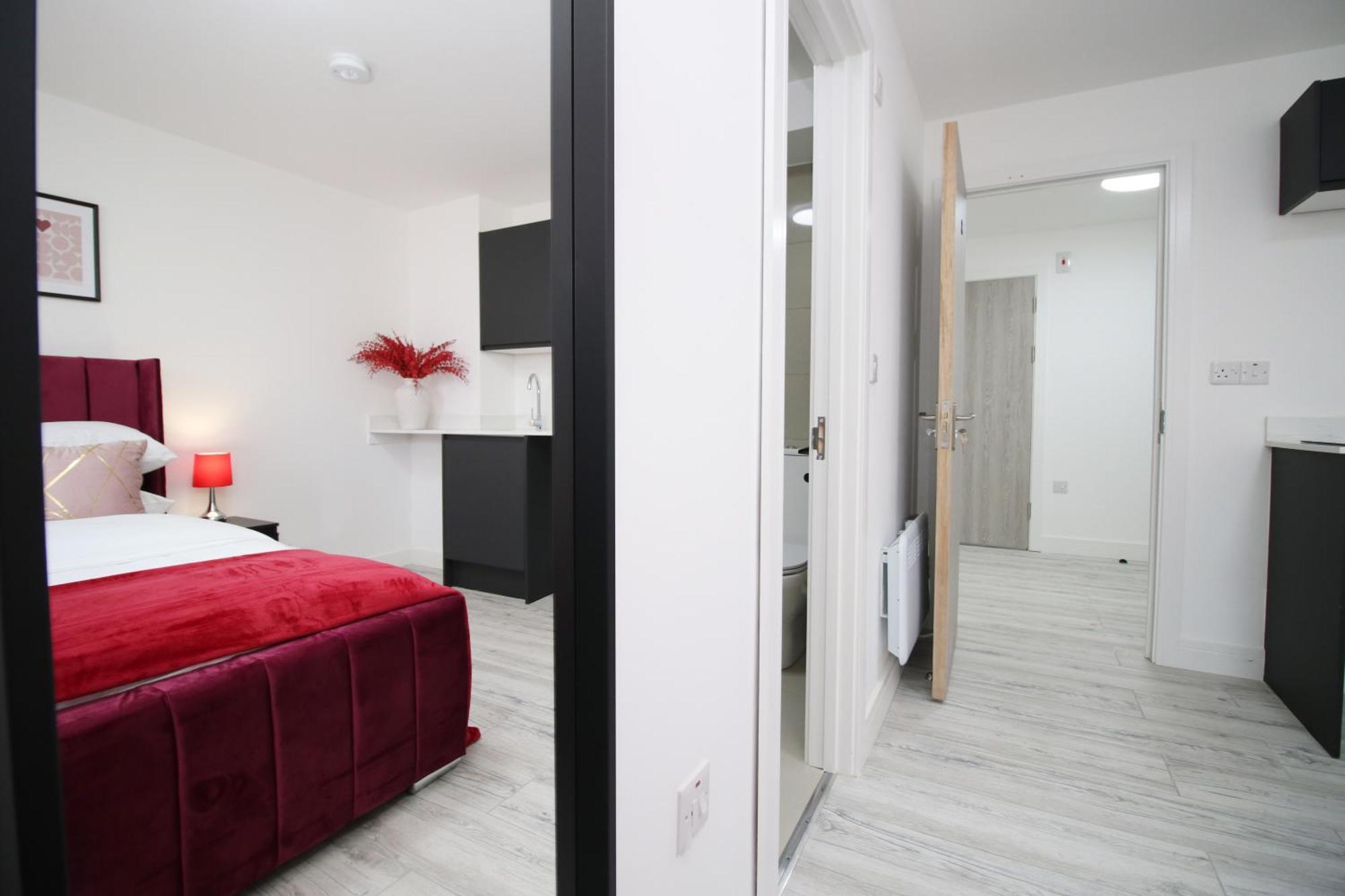New Cardiff Bloc Exclusive Apartments By Prime Stays - Shops And Parking - Great For Groups And Families Exteriér fotografie